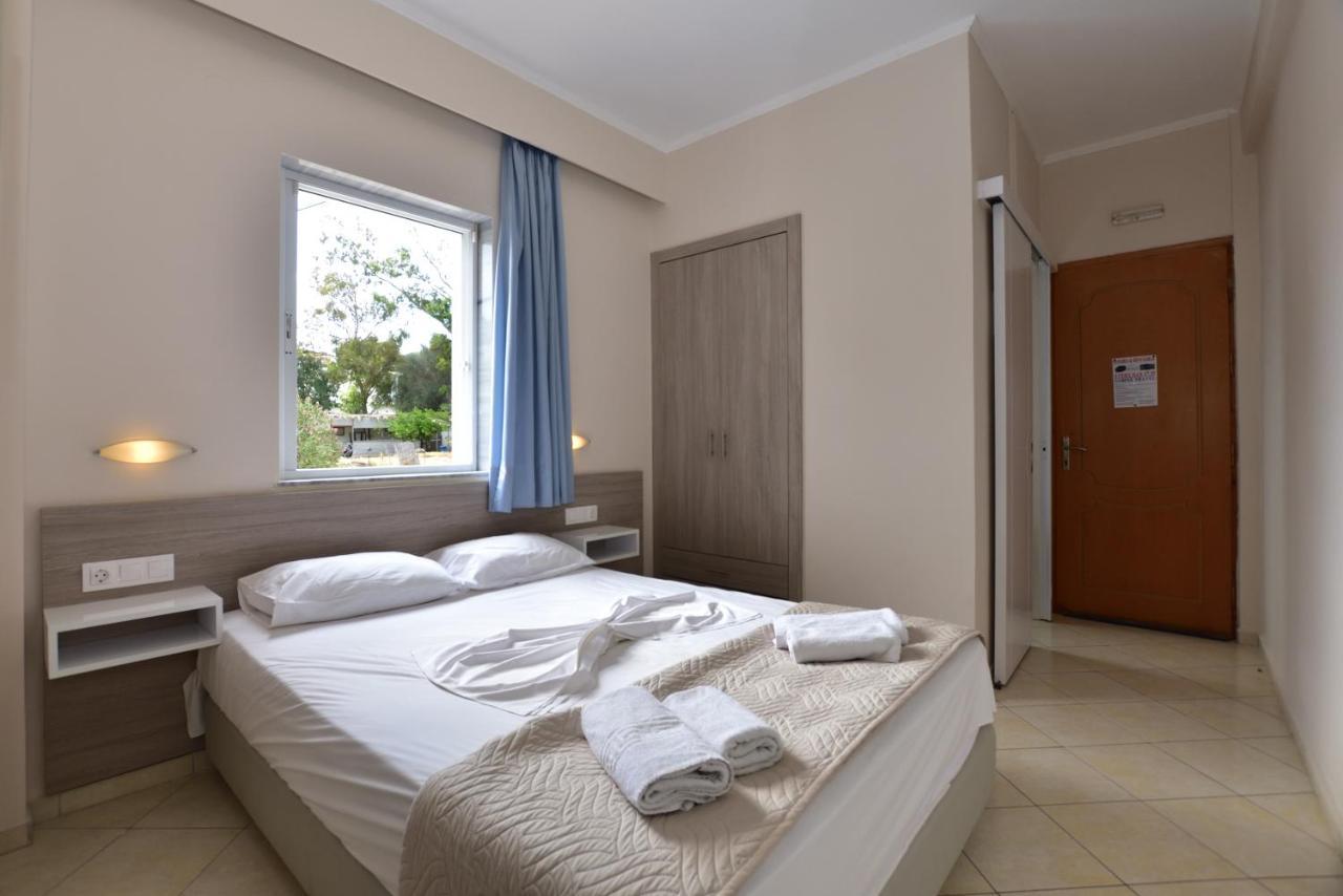 Flisvos Rooms ปาไลโอโกรา ภายนอก รูปภาพ