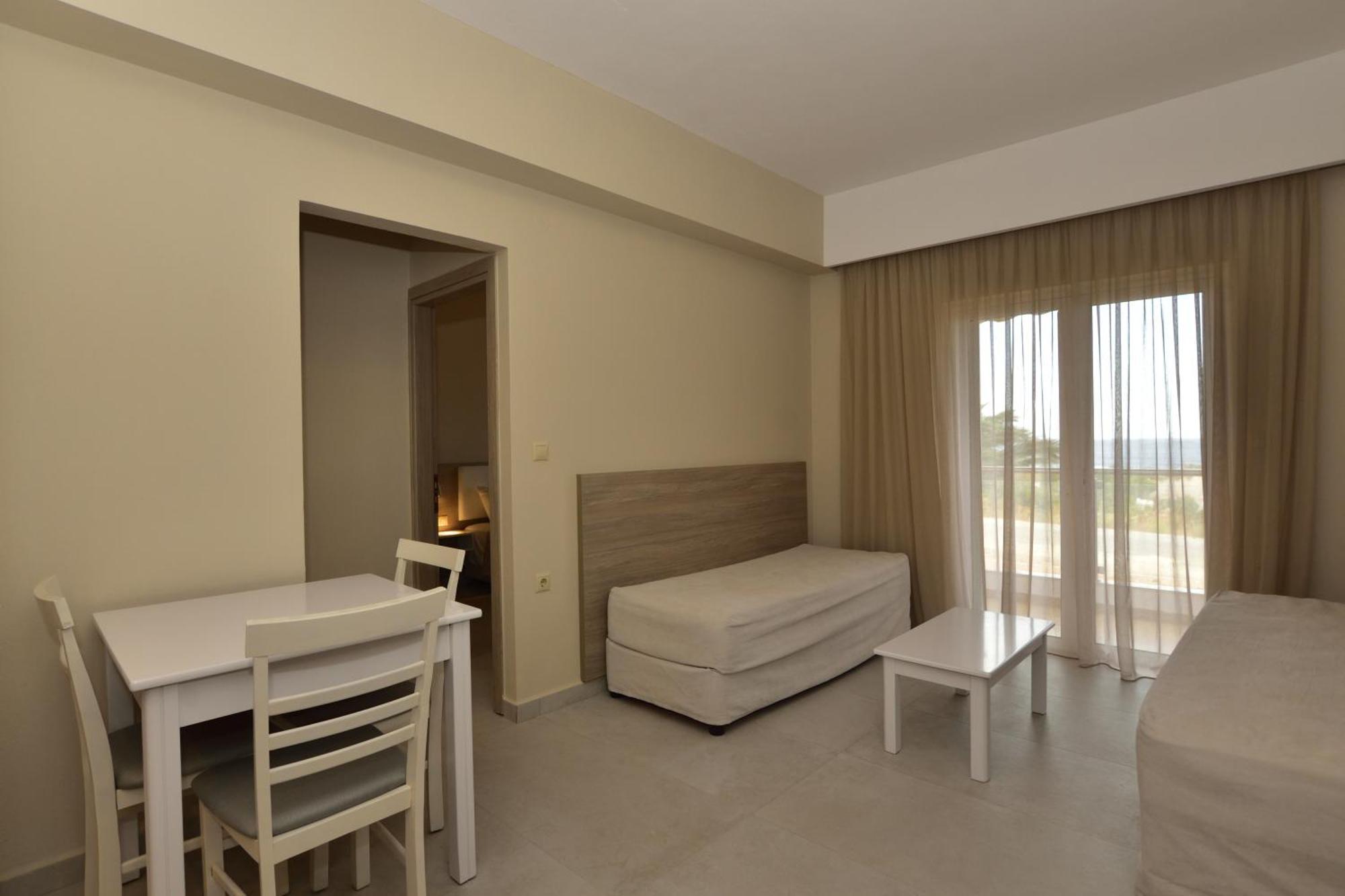 Flisvos Rooms ปาไลโอโกรา ภายนอก รูปภาพ