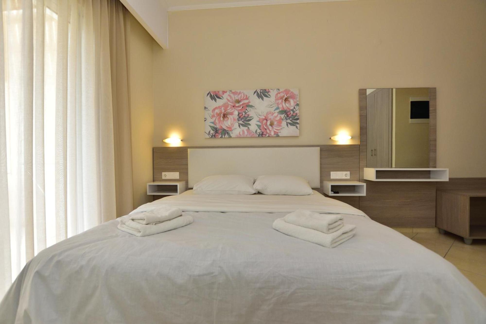 Flisvos Rooms ปาไลโอโกรา ภายนอก รูปภาพ