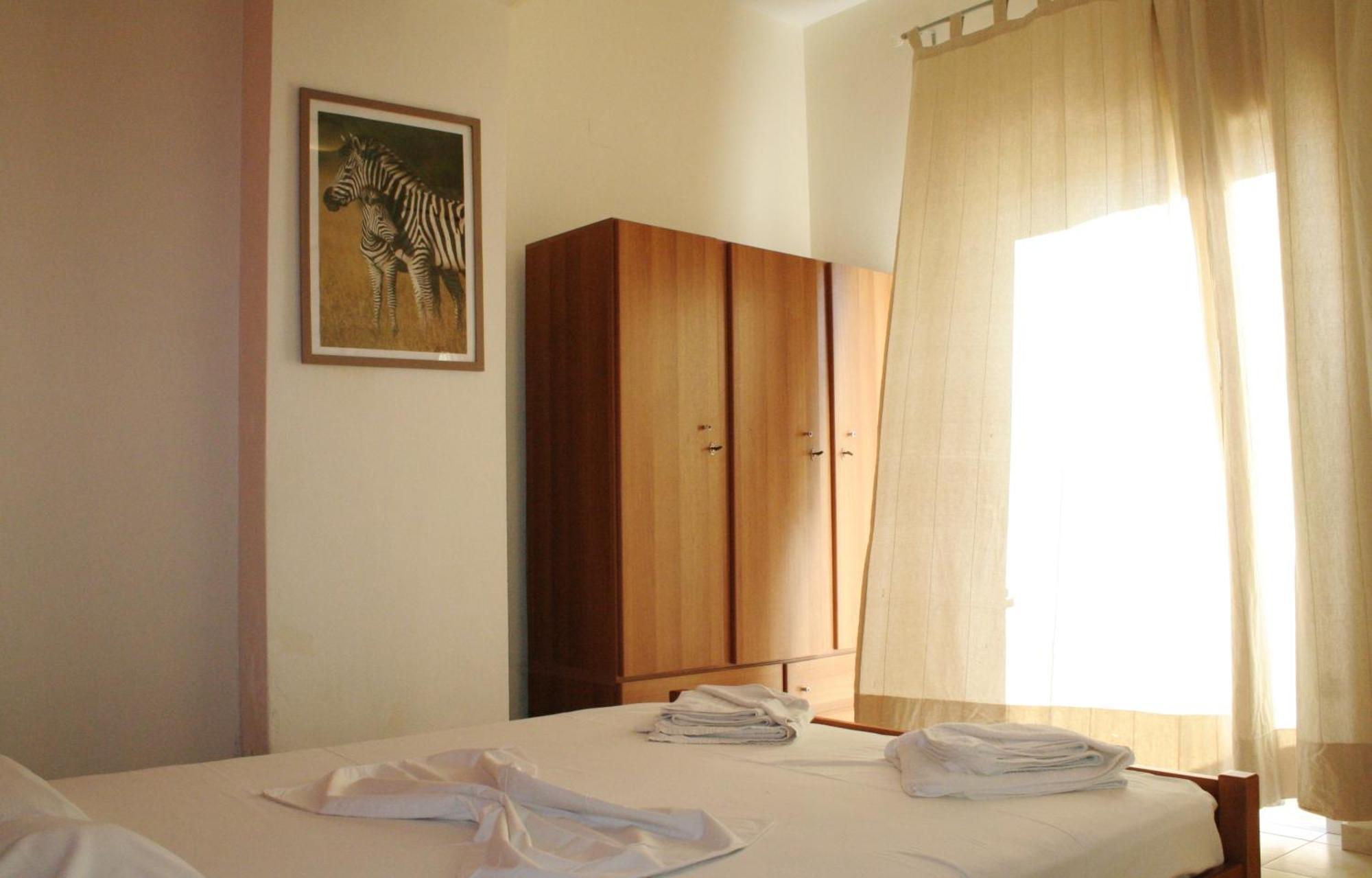 Flisvos Rooms ปาไลโอโกรา ห้อง รูปภาพ